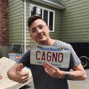 Meet your Posher, Johnny